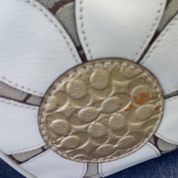 Coach F14724 Limited Edition Signature Bleecker Daisy Tote Bag Purse - Picture 11 of 11